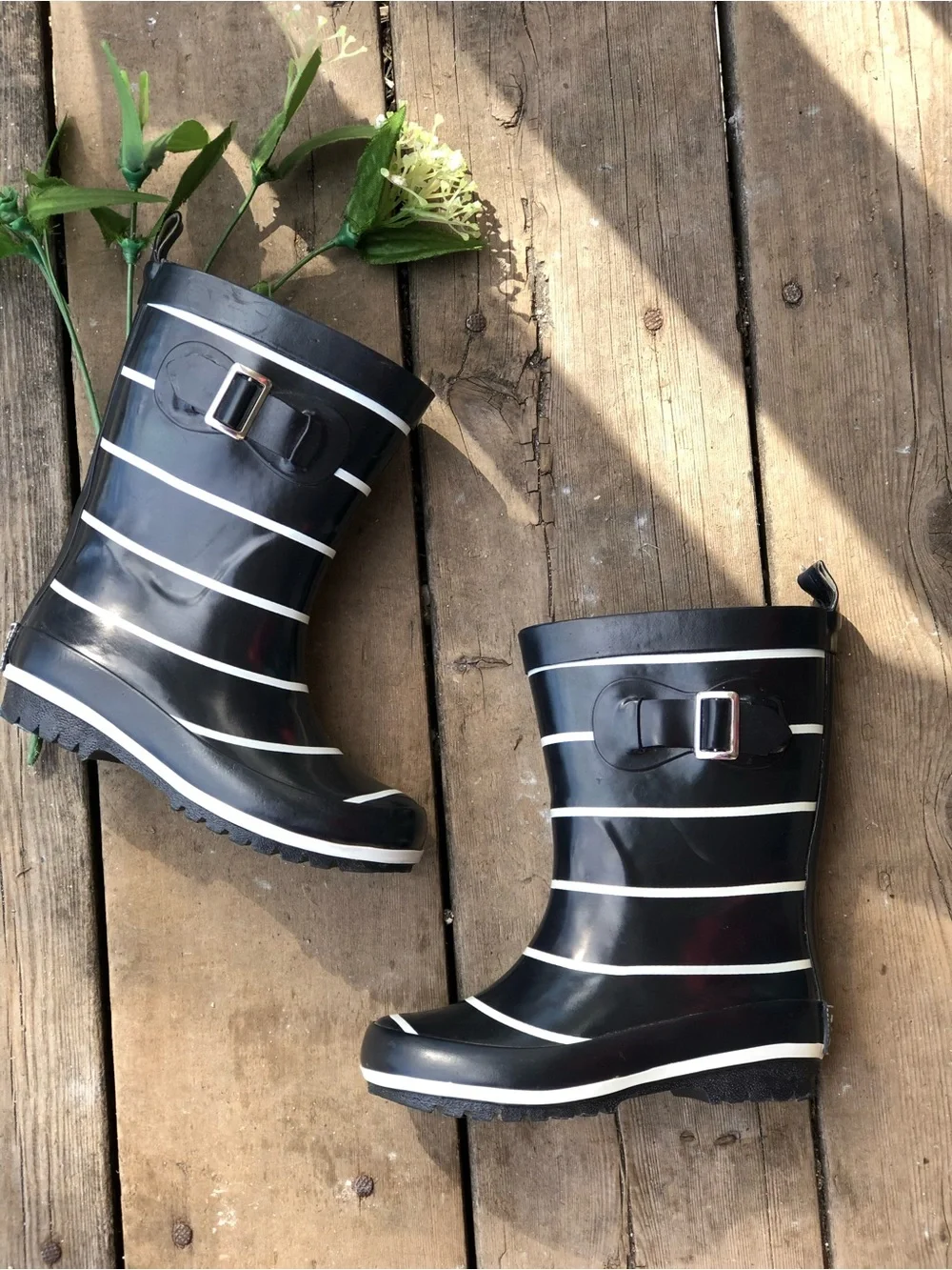 Janie and Jack Black & White Striped Rain Boots Size 9 Kids